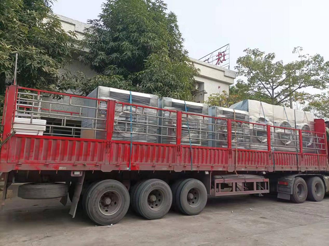 全自動工業(yè)洗衣機(jī)100公斤