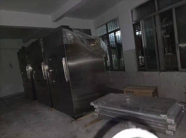 全自動工業(yè)大型洗衣機(jī)價(jià)格